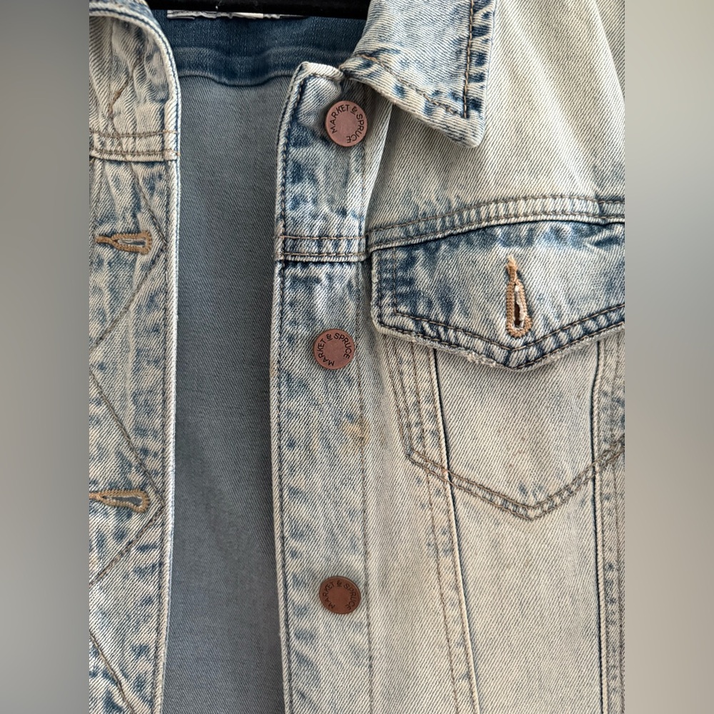 Super Flattering Market & Spruce Slight Stretch Denim Jacket - Picture 6 of 16